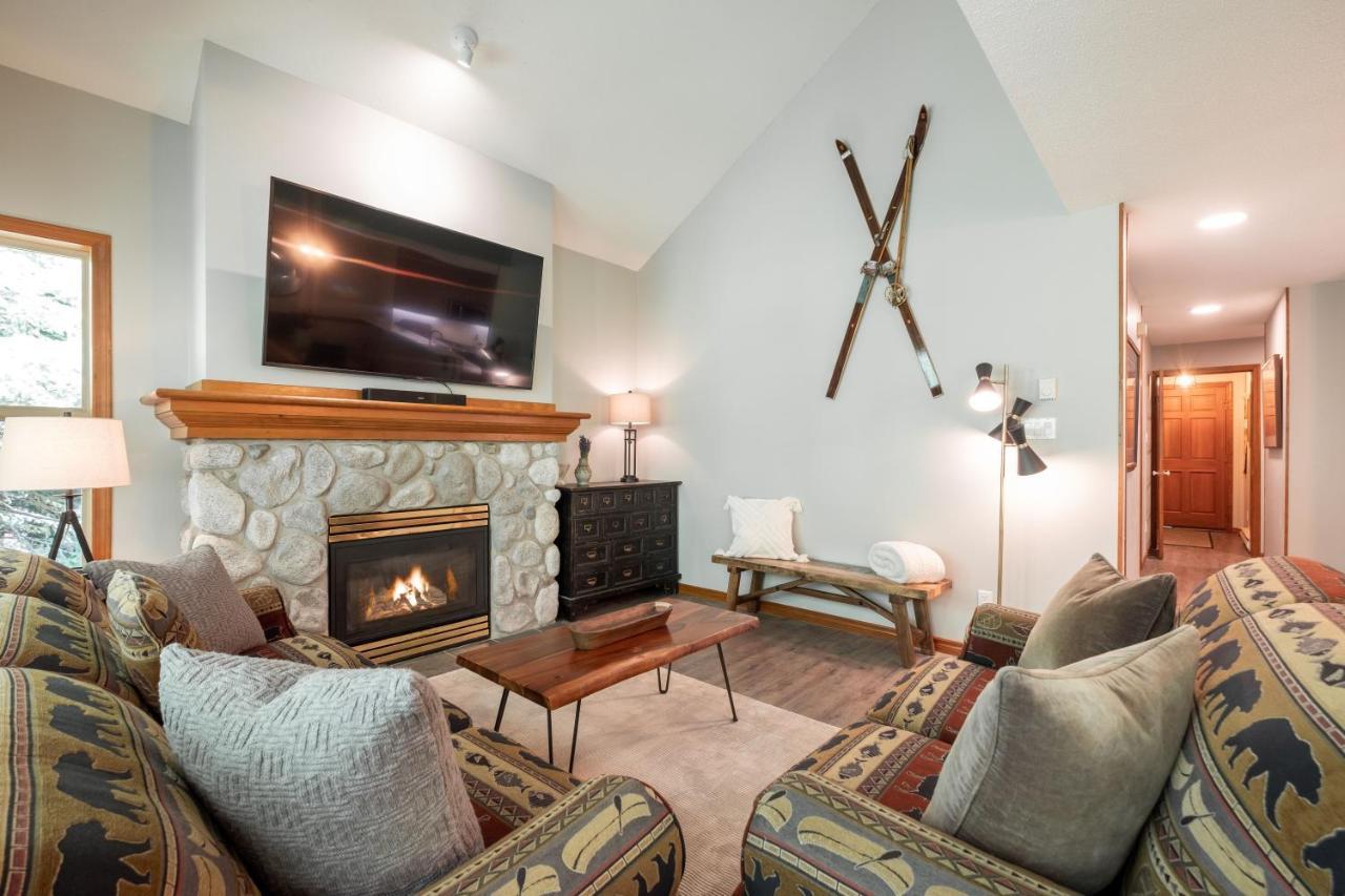 Villa Arrowhead Point By Outpost Whistler Exterior foto